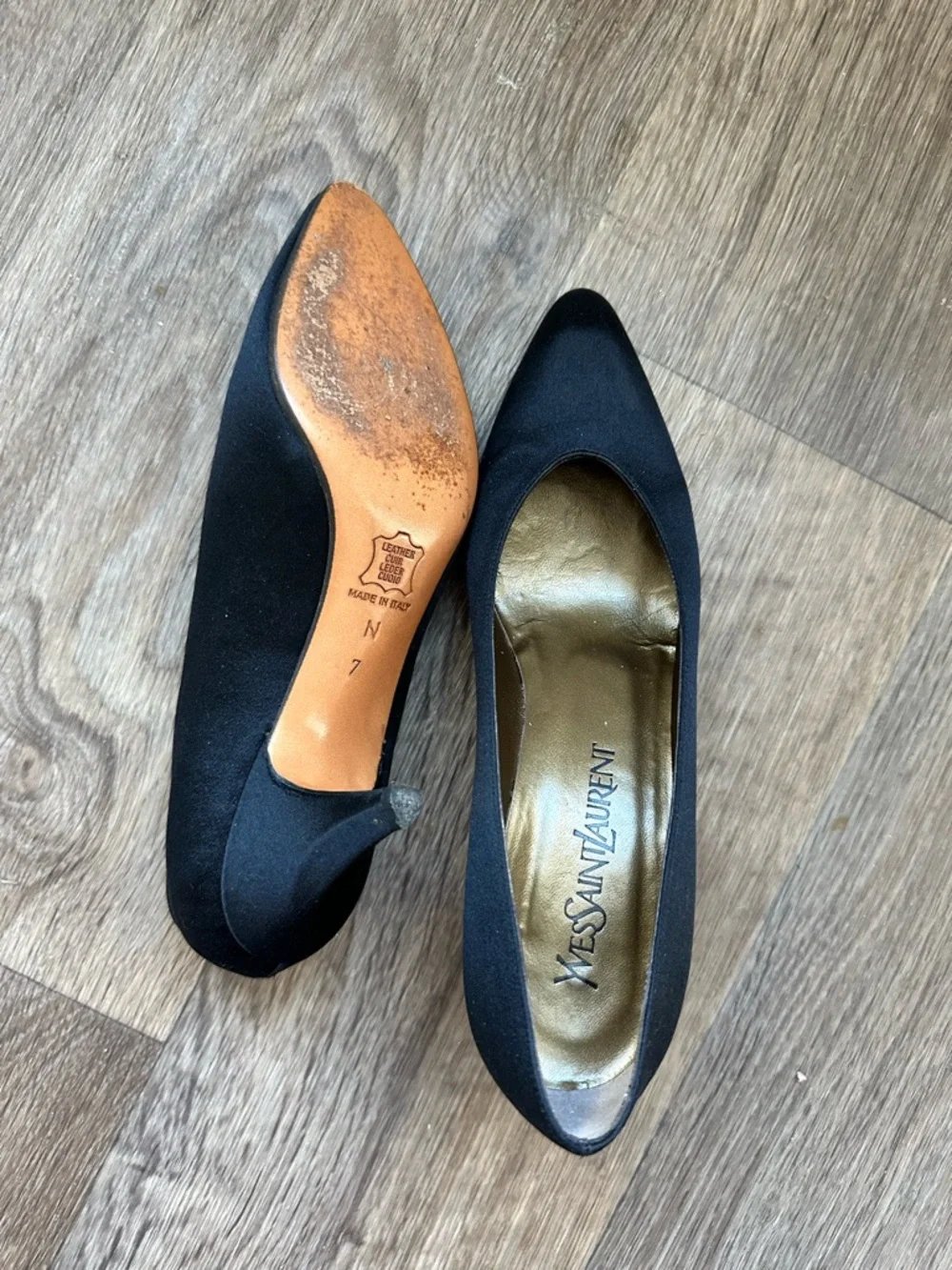 Yves Saint Laurent Vintage Satin Pumps Black Gold Leather Interior Size 7N - Picture 10 of 12